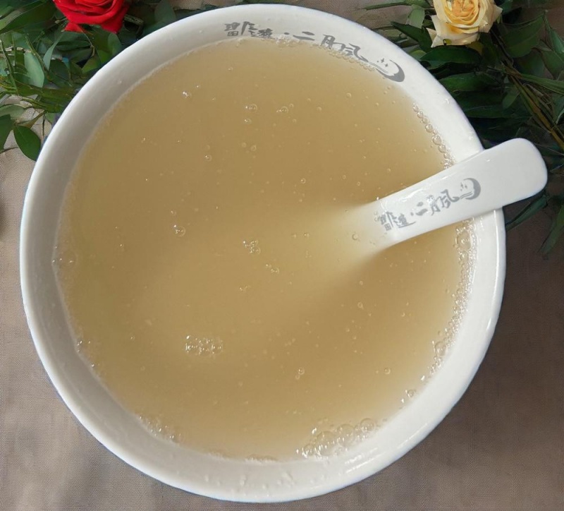 1750233987467011.jpg 沖熟后的野生葛根粉.jpg